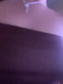 TheCinderella live cam on Stripchat