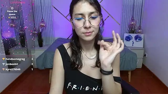 Lita_Rogers live cam on Stripchat