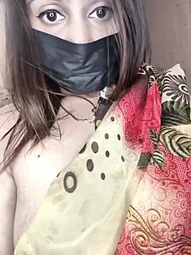 ChocoLustGirl live cam on Stripchat