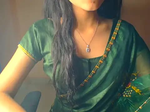 Chandani-Love live cam on Stripchat