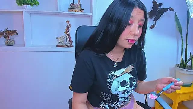 Nohemi_louse live cam