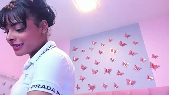 EmmaEbony_ live cam
