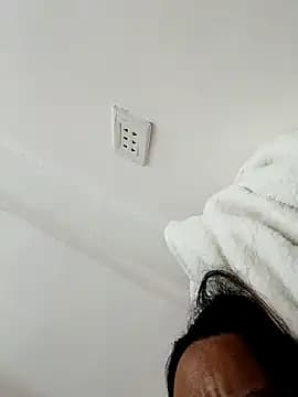 babyloves69 live cam