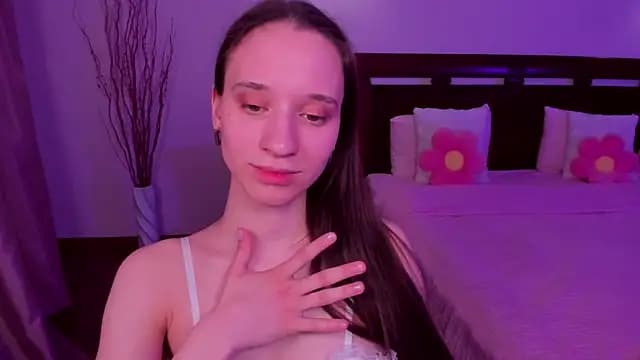 StaceySunny live cam on Stripchat