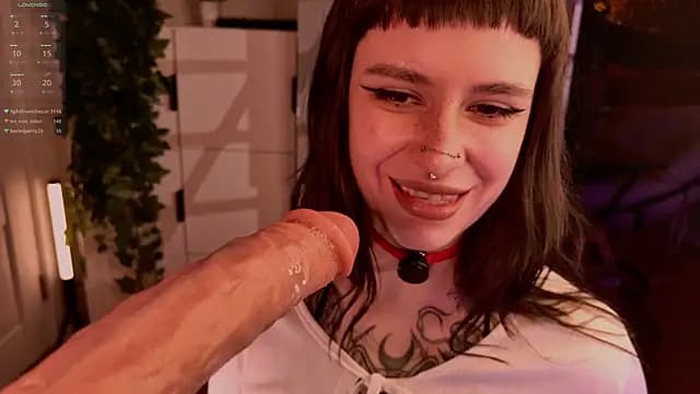 MichaellaMoon live cam on Stripchat