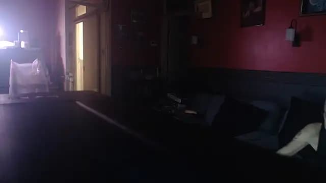 megabustyangela live cam on Stripchat