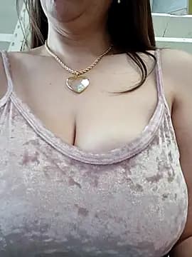 Mia_Novikov live cam