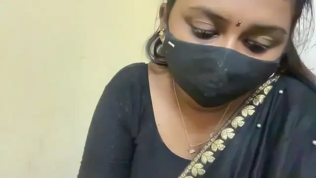 Tanuja-Sexy live cam on Stripchat