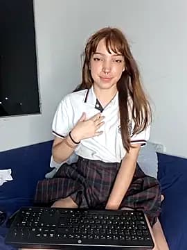 Ashly_pinkxx live cam on Stripchat