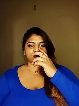 Sanaya_Gil live cam on Stripchat