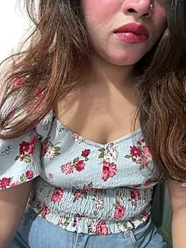 riya_sharma11 live cam