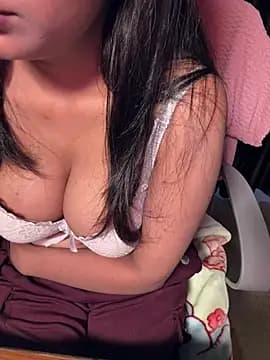 Lucky_Flora live cam