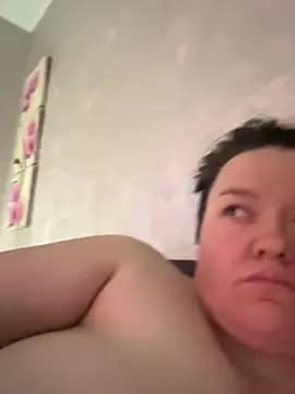 SunnyLeila2101 live cam