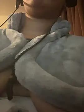 nickytheehawtie live cam