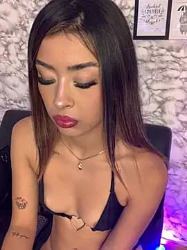 Miss_karol live cam on Stripchat