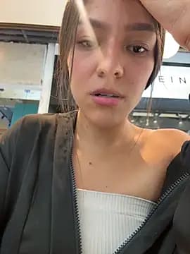 TaylorrHill live cam