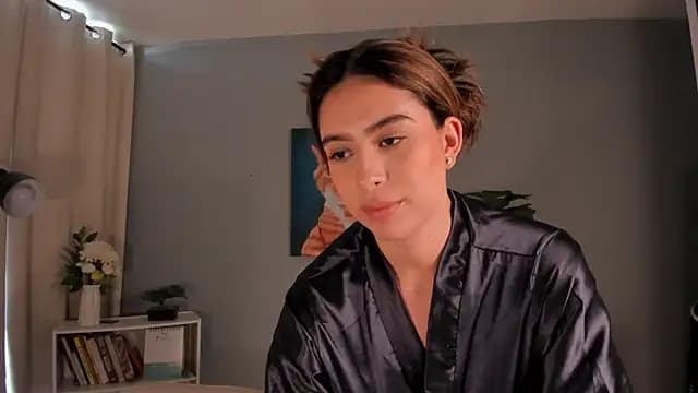 LiaPearce live cam on Stripchat