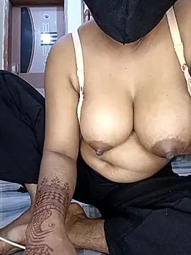 Jhunaki_789 live cam