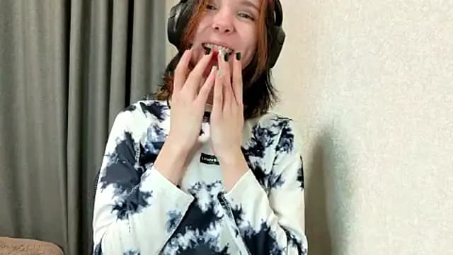 RubyBooby live cam on Stripchat