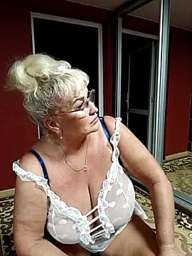 Jemma_Cori live cam on Stripchat