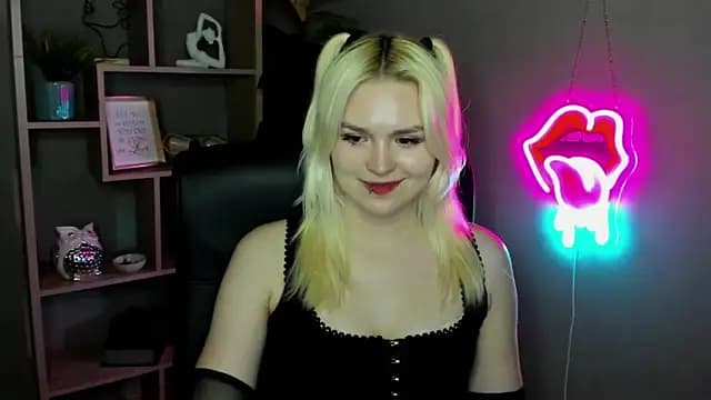 SweetLilyxo live cam