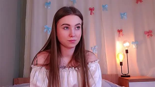 LorileeRuetz live cam on Stripchat