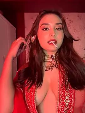 chloiedecker live cam on Stripchat