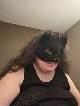 HighnessNikki live cam on Stripchat