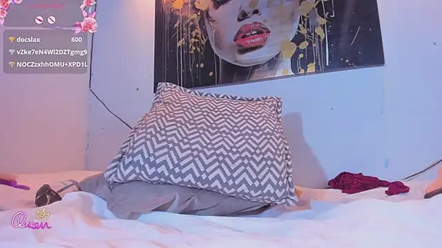 Violet_horny05 live cam on Stripchat