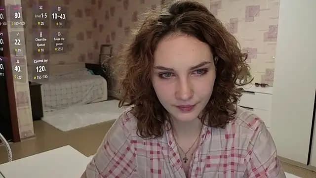 SamellaFlugum live cam on Stripchat