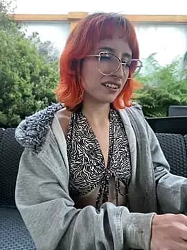 Alice_Hecatee live cam on Stripchat