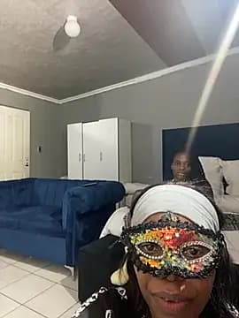 DarkChocolateSlender_ live cam