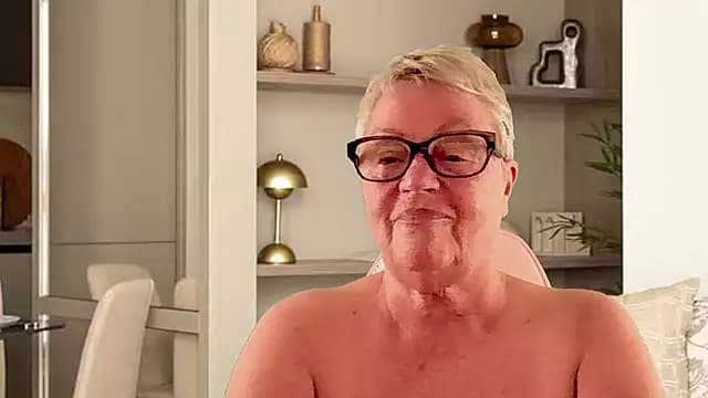Mystery-Grandmother live cam