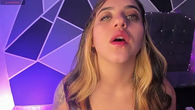 alyssa_magiic live cam