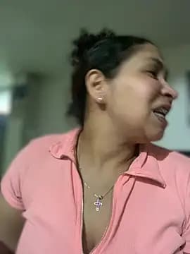 Carola-Ross live cam