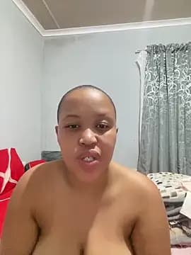 Saq-Madik live cam on Stripchat