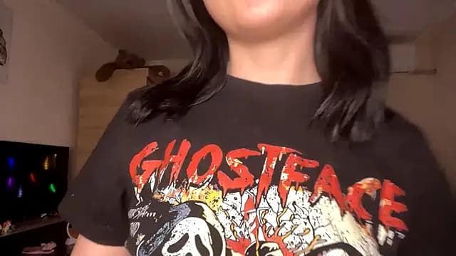 MyraLitterers live cam on Stripchat