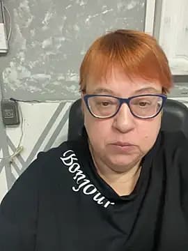 Klio5678 live cam on Stripchat