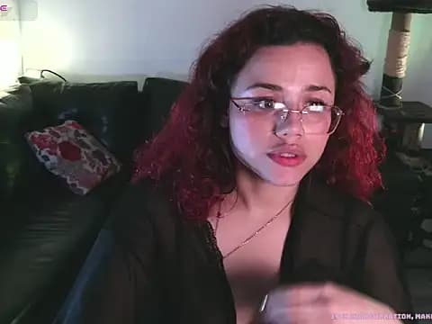 marsearth22_ live cam on Stripchat