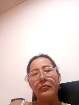 Salome_69 live cam on Stripchat