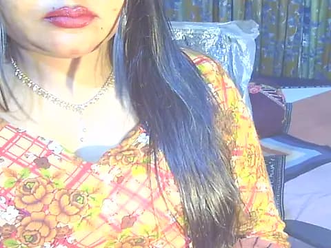 Nusrat_Faria live cam on Stripchat