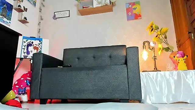 Alaia_Love77 live cam