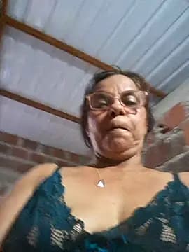 Lucerito-Hot live cam