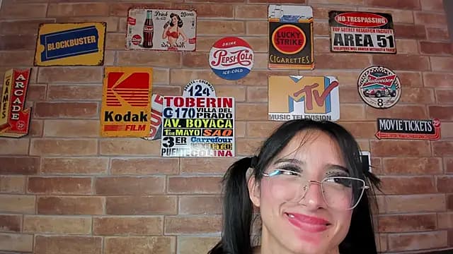 foxy_sharlotte live cam