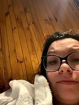 sefova222 live cam on Stripchat