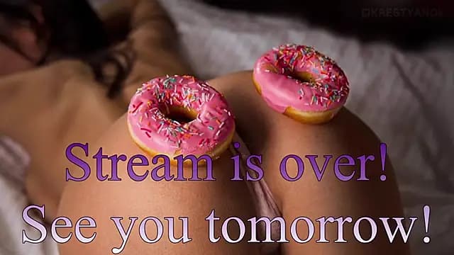 Magic_Lilly live cam on Stripchat