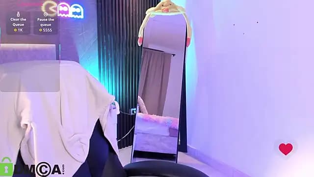 Arinextdoor live cam