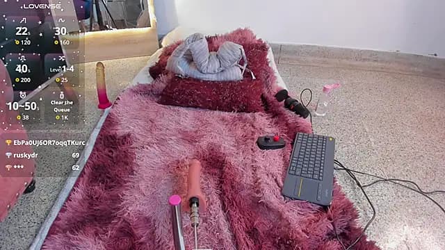 SHINYY_STAR_ live cam on Stripchat