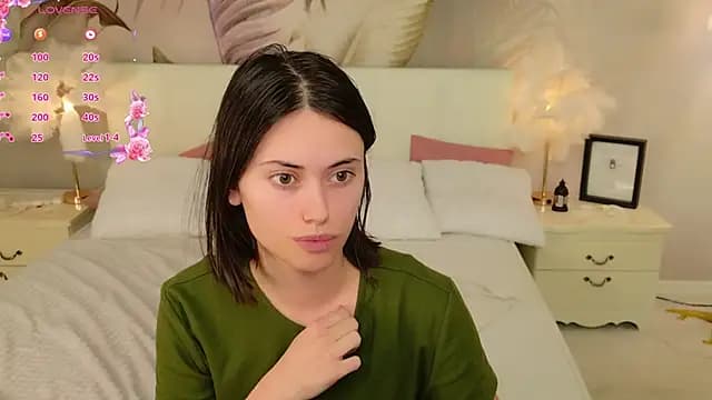 Lunaa_Babygirl live cam