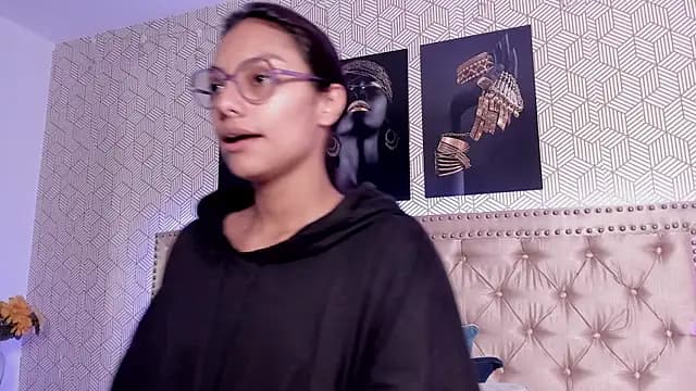 ValeAlvarez_ live cam